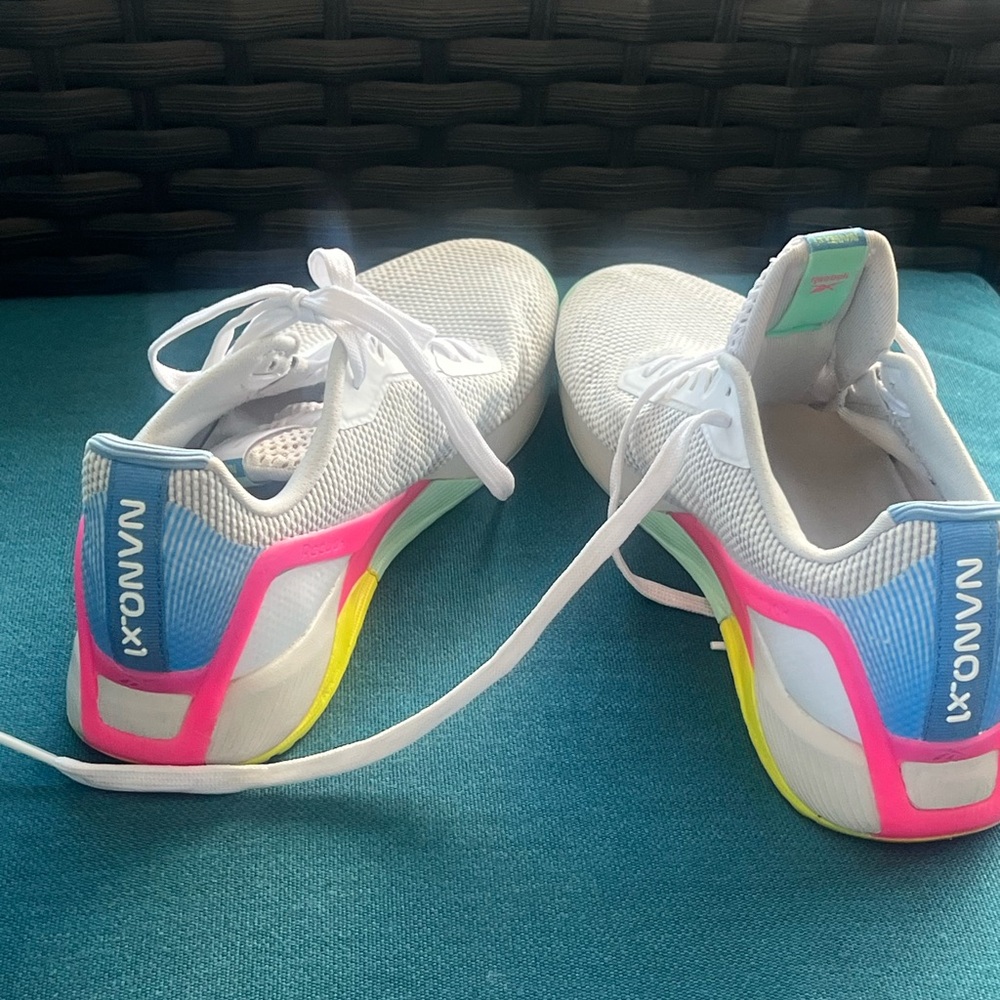 Nike Metcon 6 Bright Mango Smoke Grey training AT3160-800 Women's
Sizes 9.5 - Picture 6 of 6